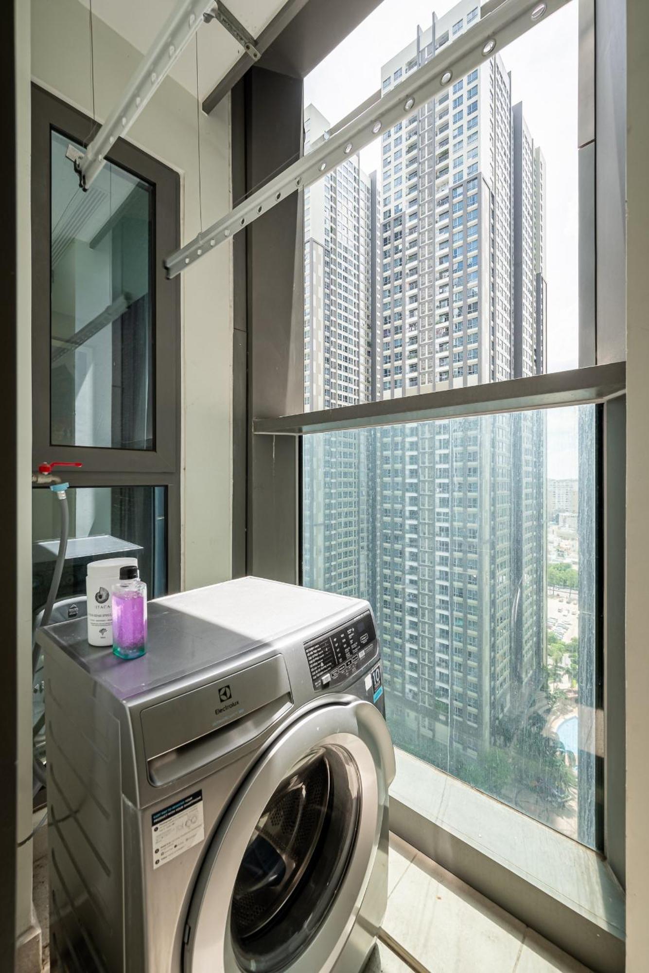 Urban Heights Rentals Landmark 81 Ho-Chi-Minh-Stadt Exterior foto