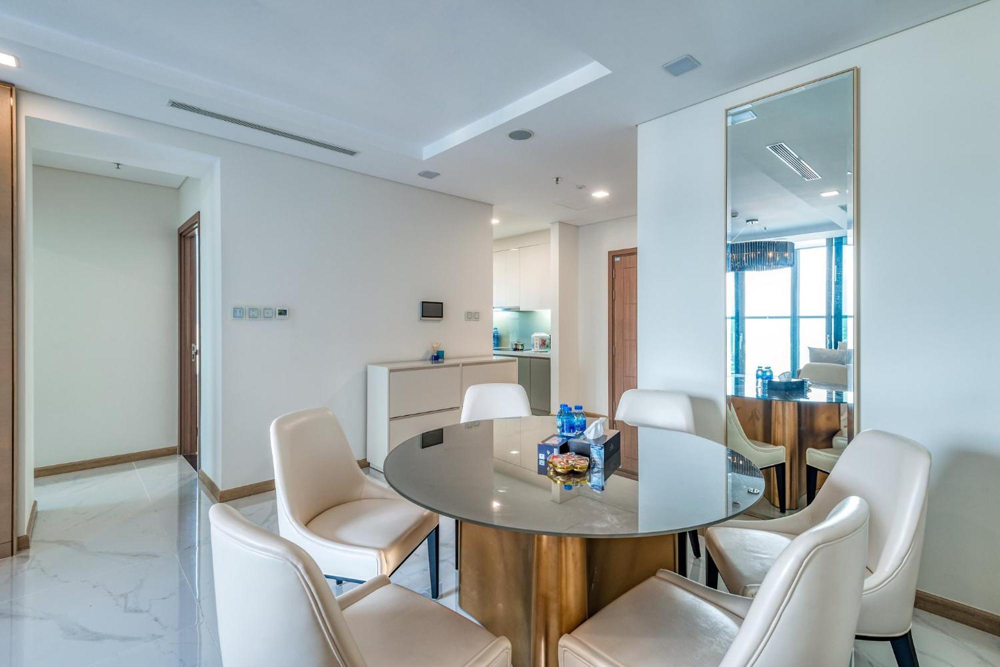 Urban Heights Rentals Landmark 81 Ho-Chi-Minh-Stadt Exterior foto